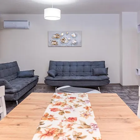 Trayana Apartamento *
