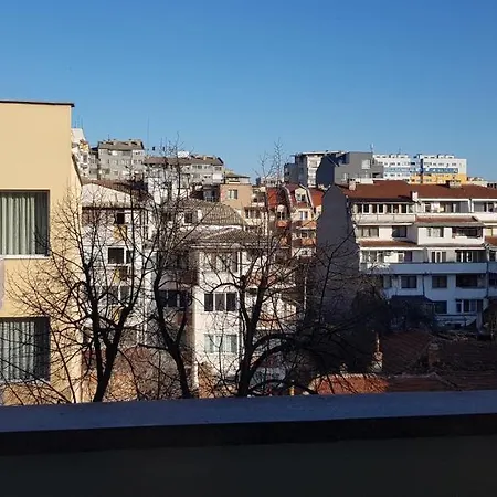 Trayana
